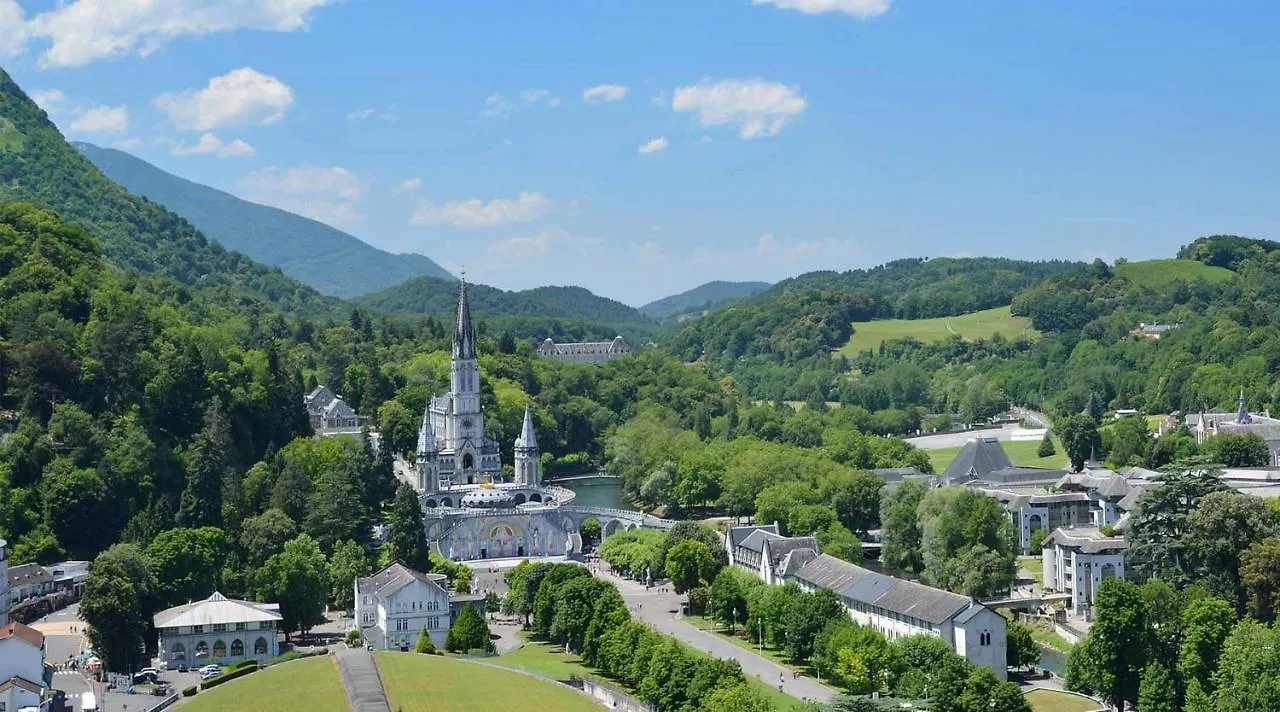 Family Saint Vincent - Studio 2 Pers - 100M Gare Lourdes - Wifi Франция